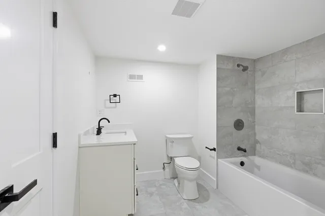 $1,599,000 | 20 Pine Hill Road, Lynnfield, MA 01940