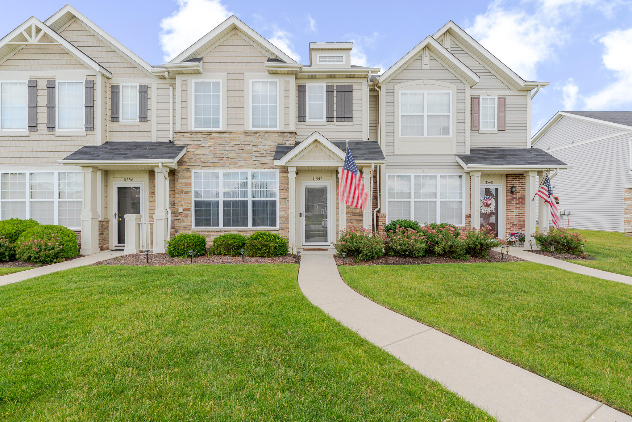 11552 Vermont Street Crown Point, IN 46307 - Photo 1 of 34 2048x1366