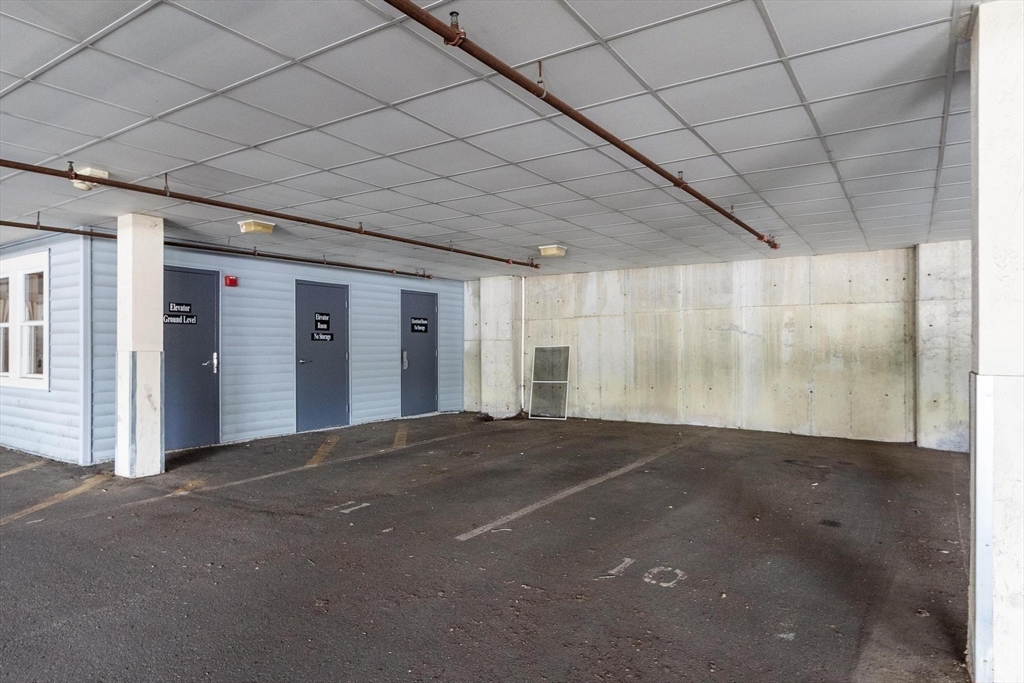 75 Walnut Street, Unit 302 Peabody, MA 01960 - Photo 25 of 31