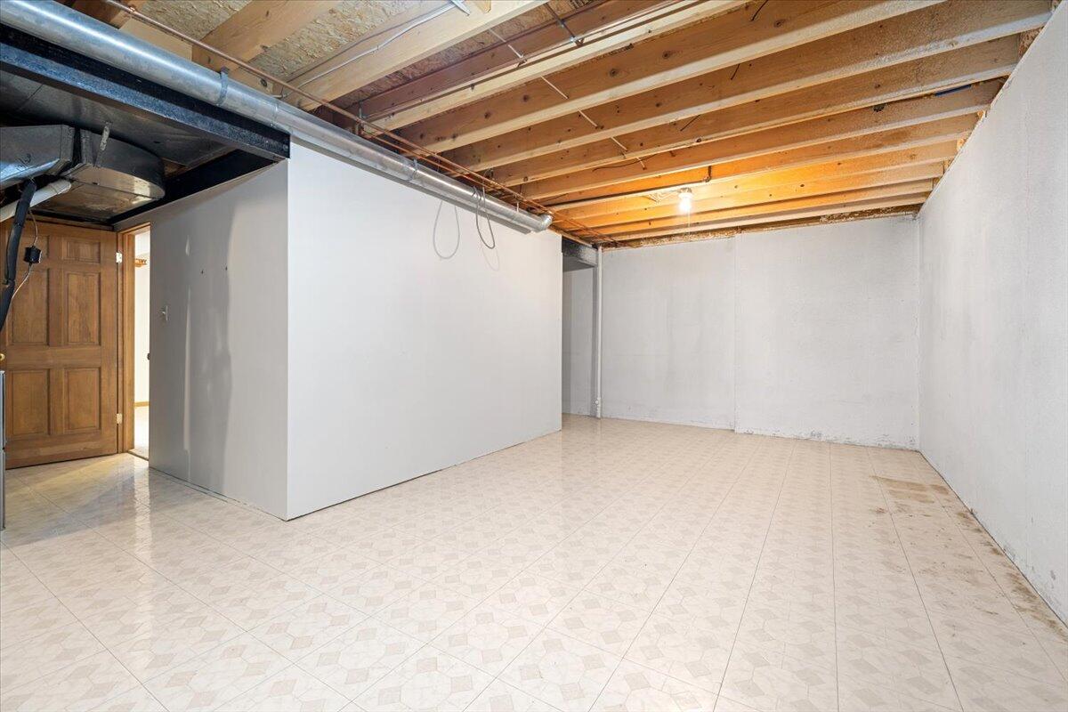 777 Challenging Trail South Lyon, MI 48178 - Photo 36 of 52 08-769 Challenging Trail-209