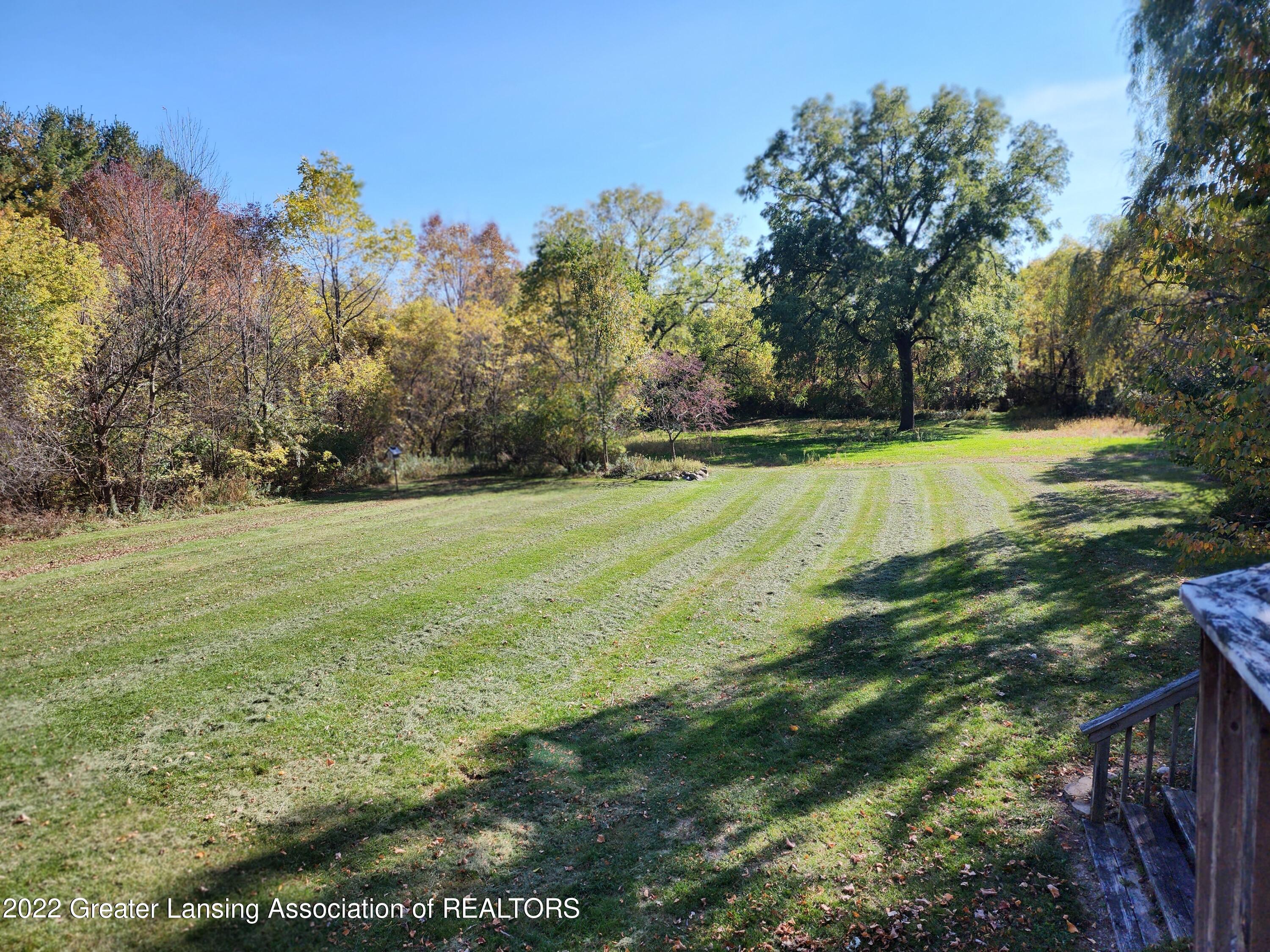 2557 Holt Road Mason, MI 48854 - Photo 3 of 17 20221010_150802