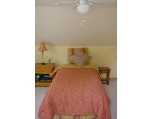 186 Whitewood Road Westwood, MA 02090 - Photo 13 of 23 Gallery Image 13