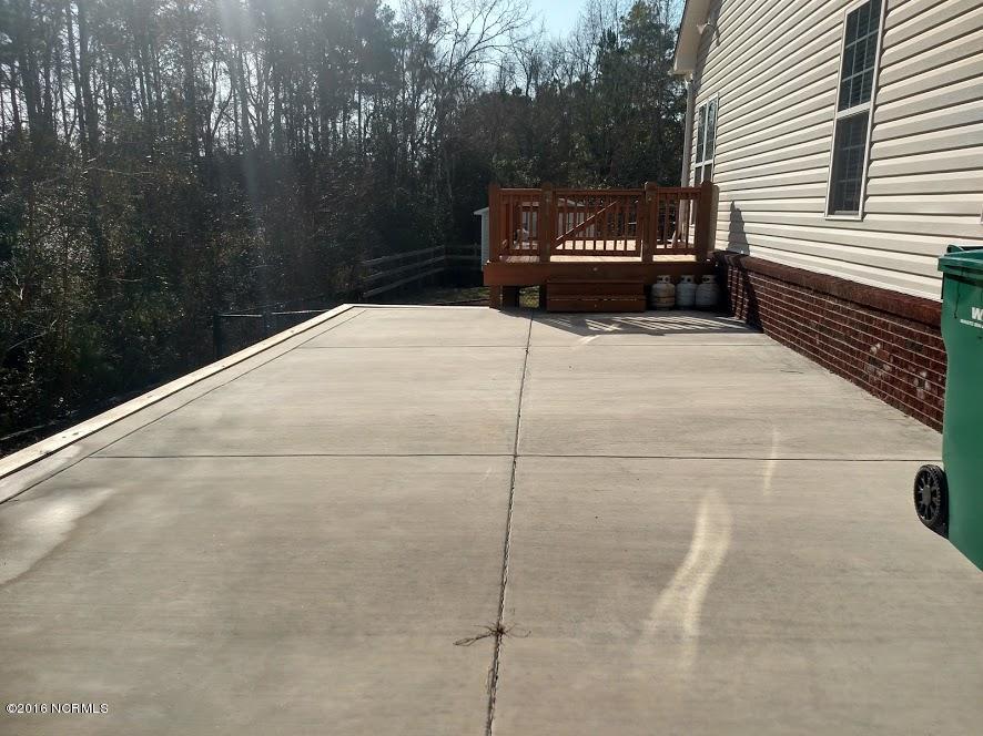 204 Brook Crossing Road Swansboro, NC 28584 - Photo 15 of 34 IMG_20160203_100646227_HDR