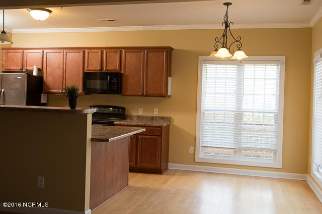 204 Brook Crossing Road Swansboro, NC 28584 - Photo 21 of 34 204 Brook Crossing-8