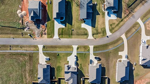 a view of backyard space