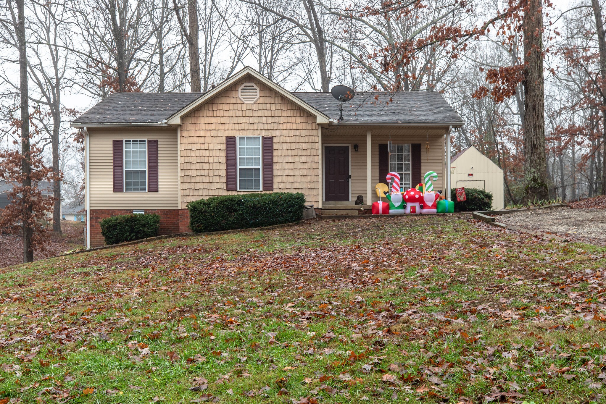 228 Nottingham Road Dickson, TN 37055 - Photo 2 of 30 Gallery Image 2