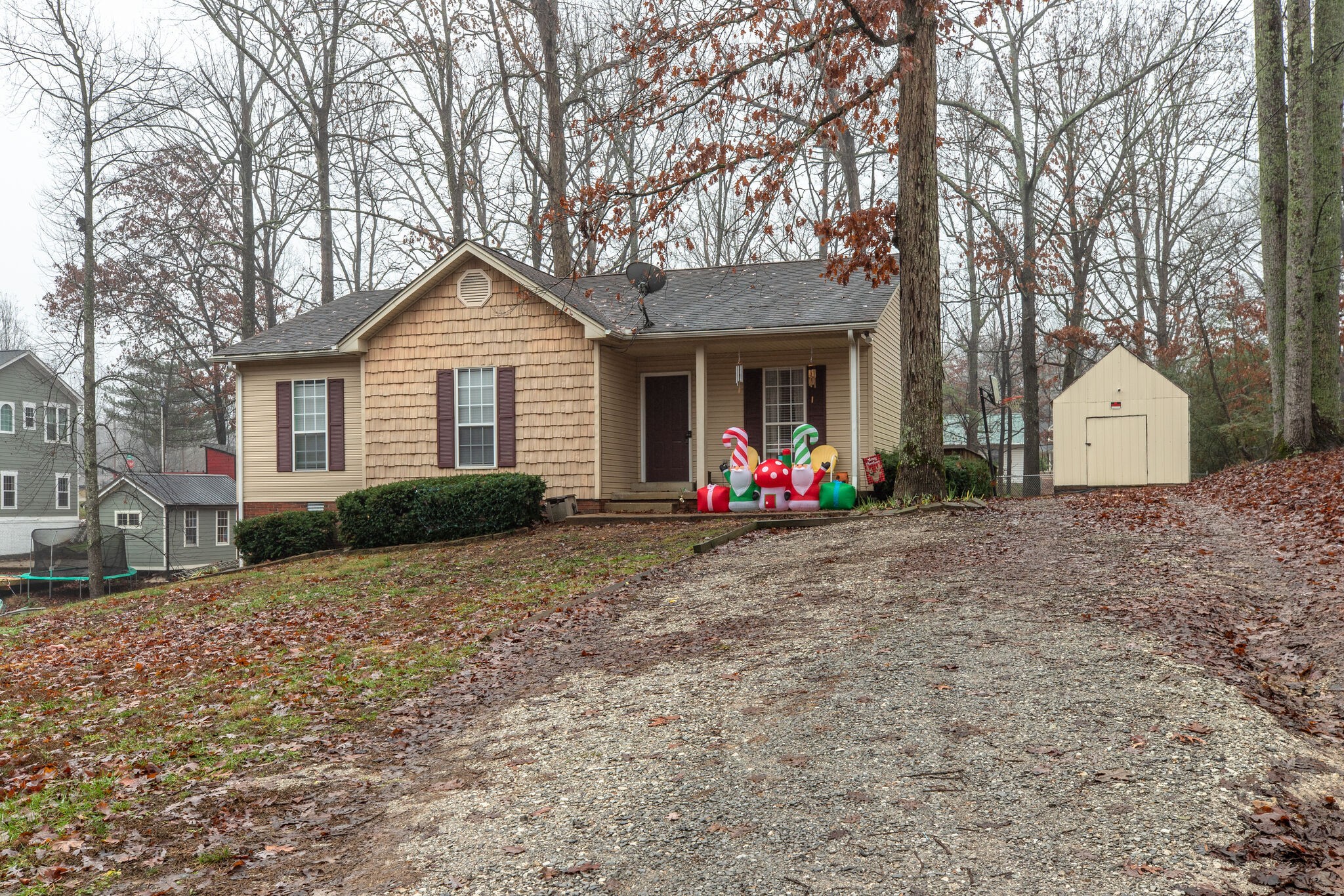228 Nottingham Road Dickson, TN 37055 - Photo 3 of 30 Gallery Image 3