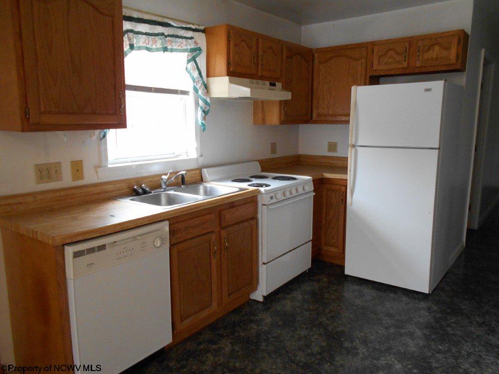 1916 Georgetown Road Elkins, WV 26241 - Photo 3 of 16 Gallery Image 3