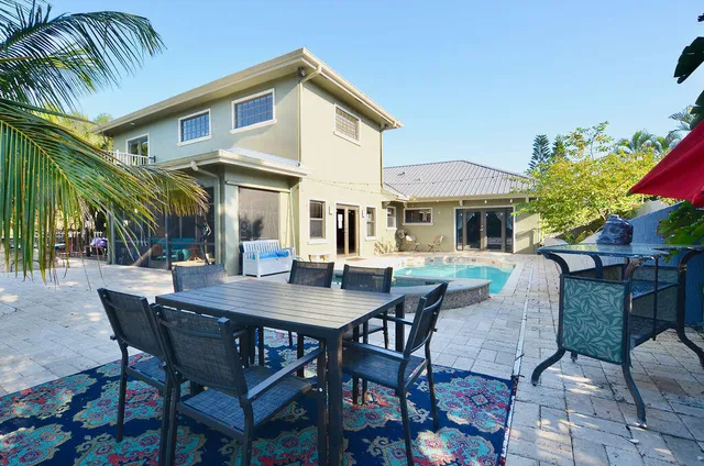 a picture of a bathroom with a sink