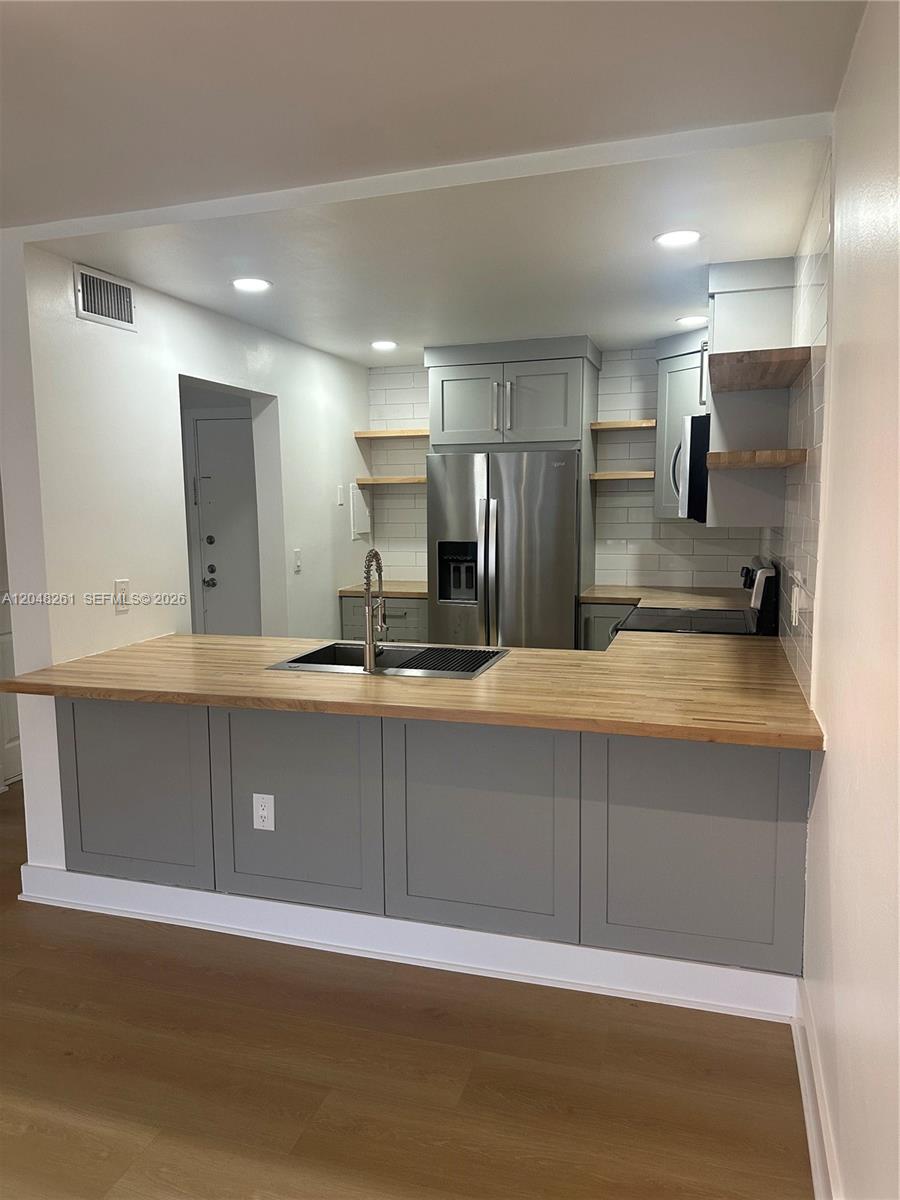 10425 Southwest 112th Avenue, Unit 215 Miami, FL 33176 - Photo 1 of 22