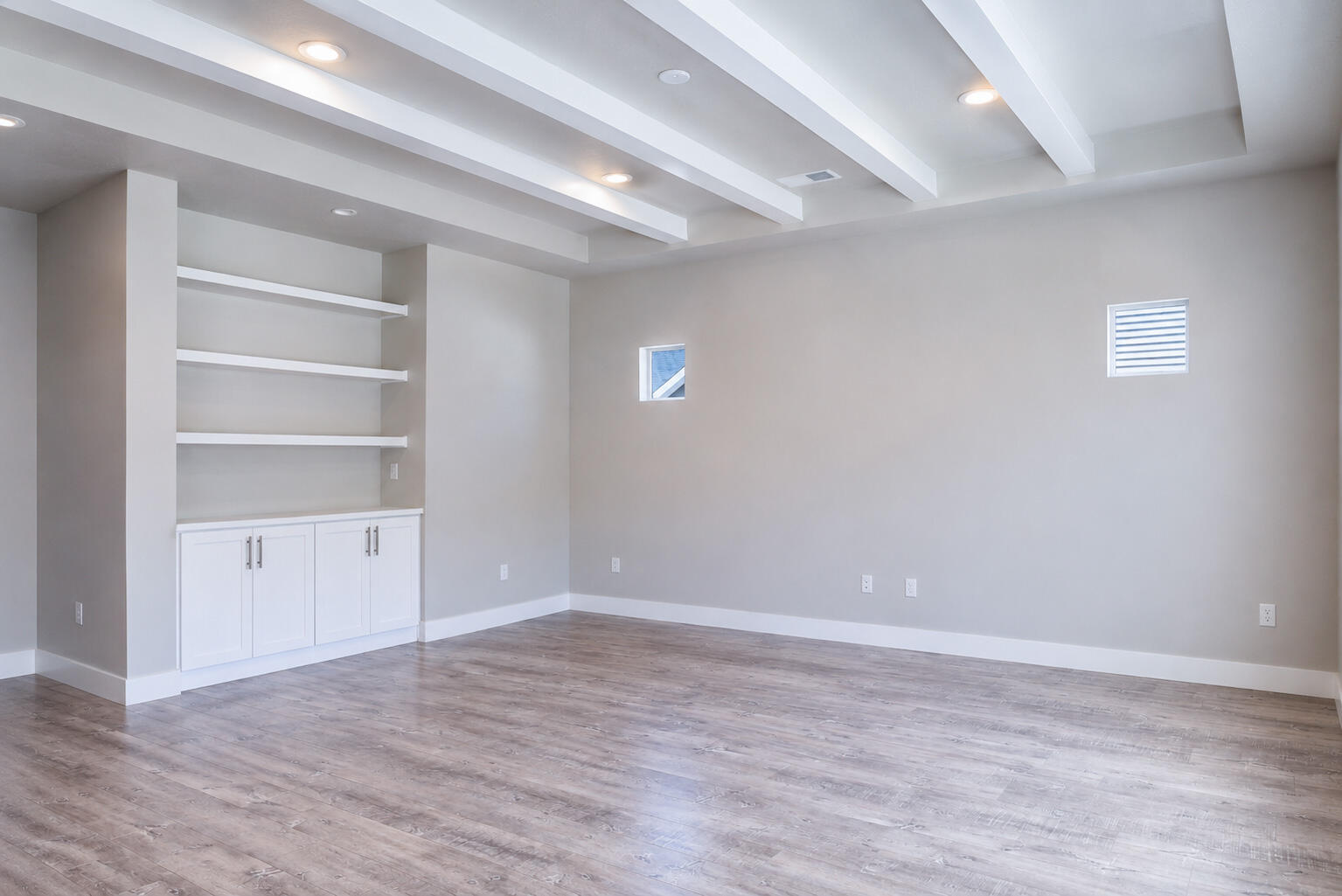 94 North Windsor Road Cedar City, UT 84720 - Photo 17 of 57 Living Area
