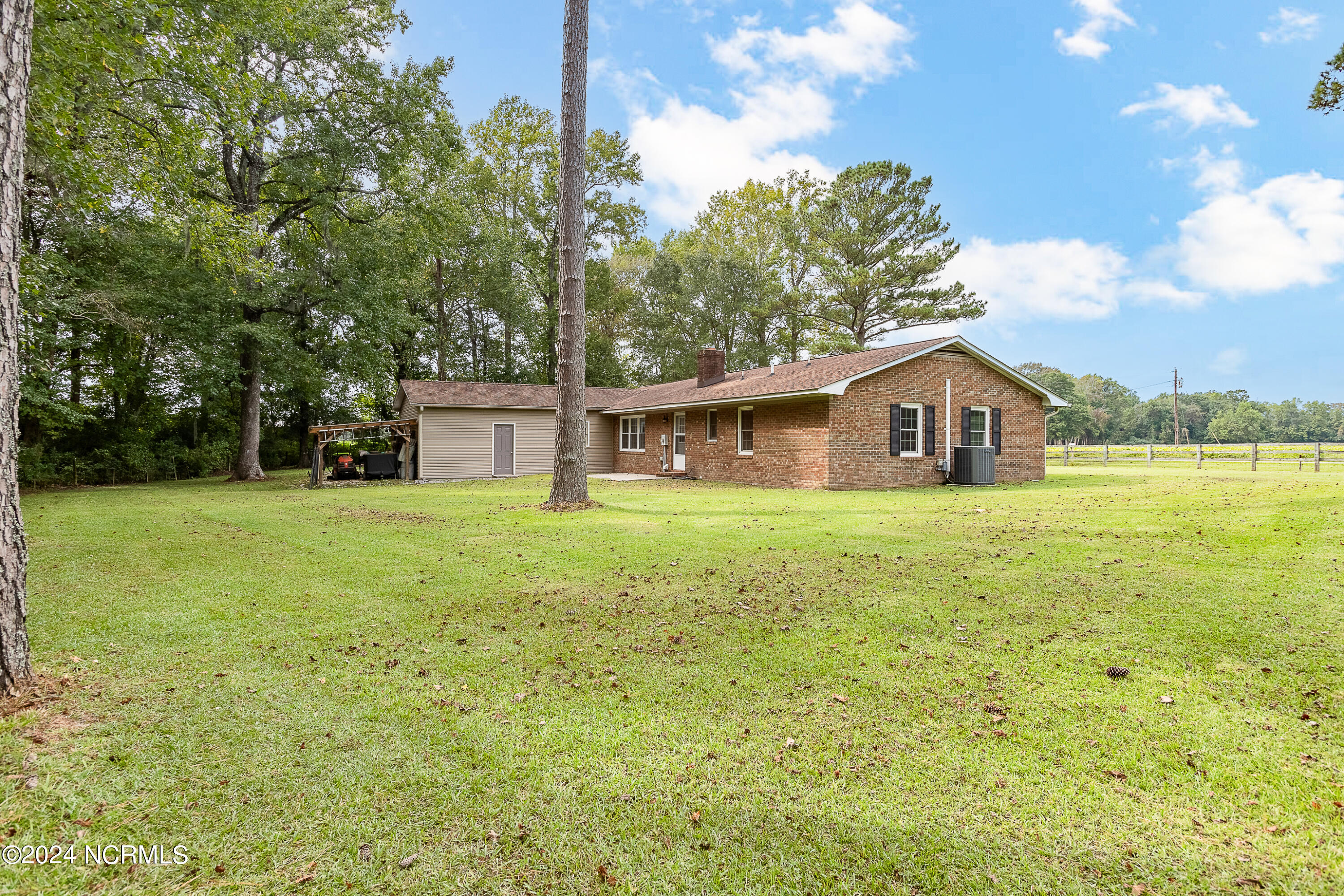 460 Blueberry Farm Road Maysville, NC 28555 - Photo 26 of 36 Backyard