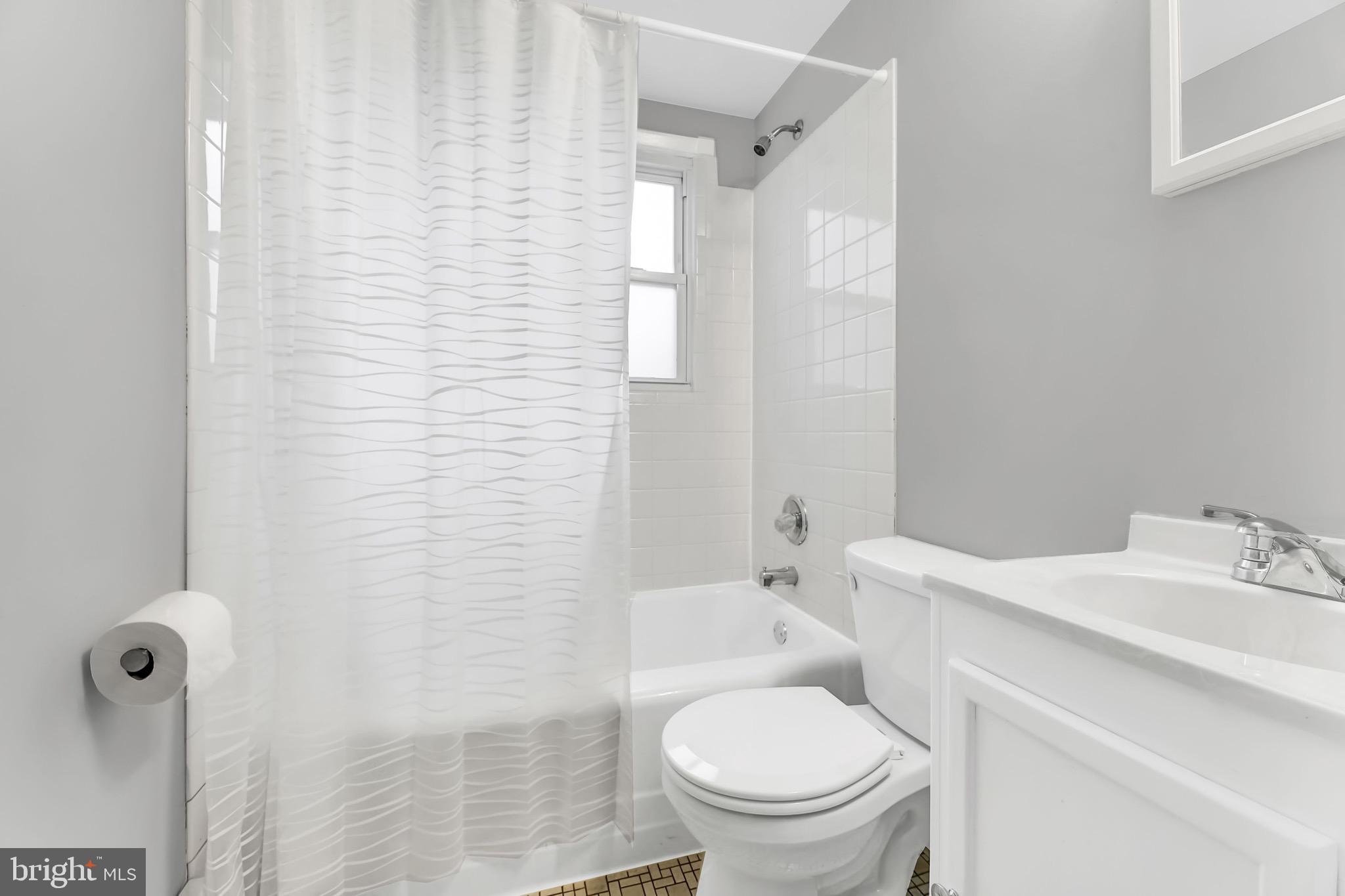 900 Olmstead Road Baltimore, MD 21208 - Photo 8 of 46 Updated bathrooms