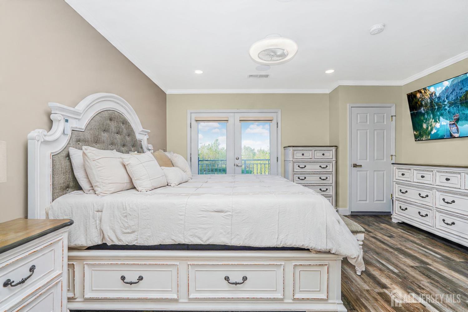 368 Rector Street Perth Amboy, NJ 08861 - Photo 20 of 29