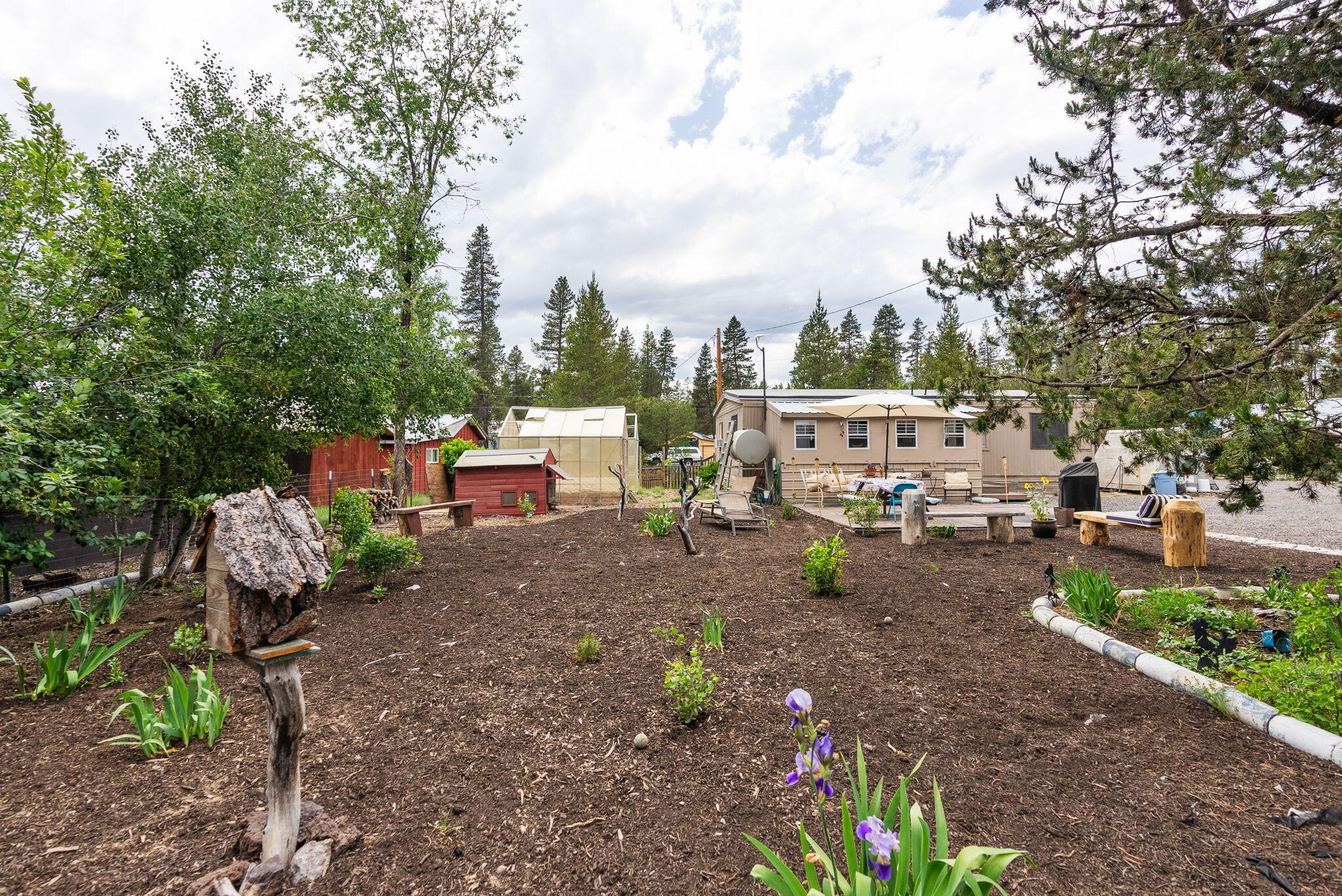 52250 Caribou Road La Pine, OR 97739 - Photo 28 of 50 Backyard