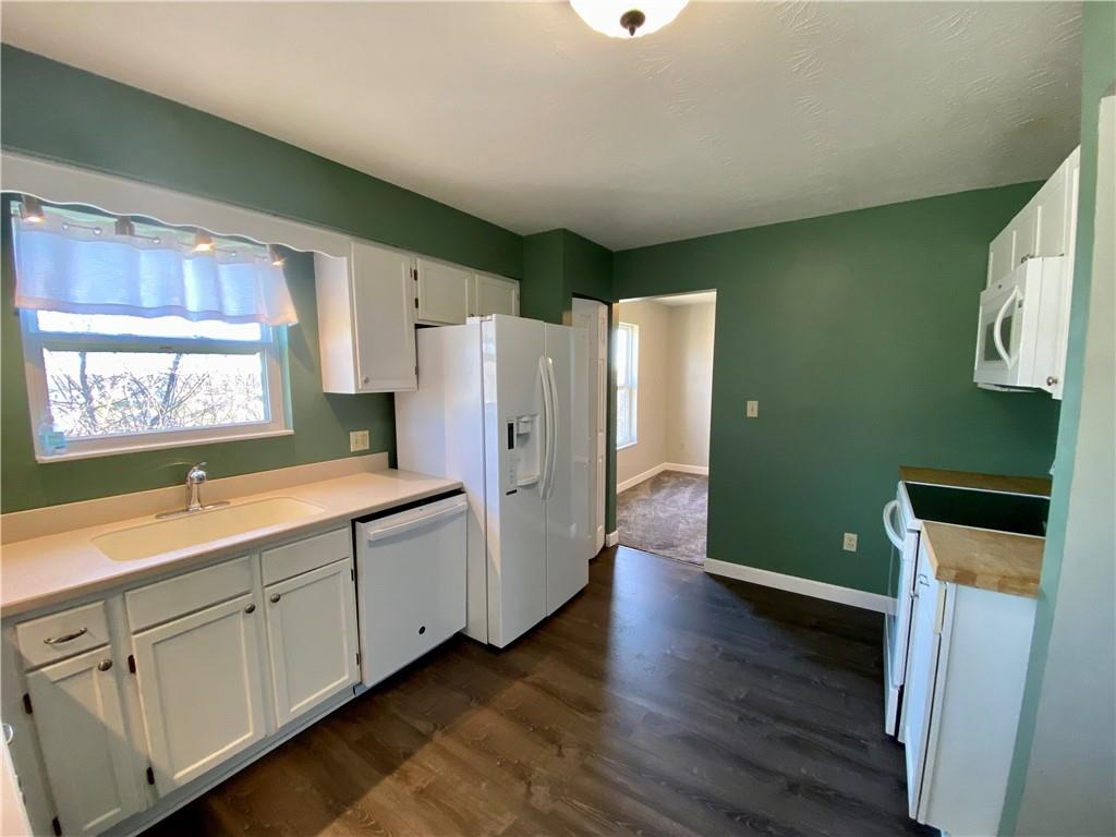 154 Cedar Ridge Drive Monaca, PA 15061 - Photo 9 of 36 Gallery Image 9