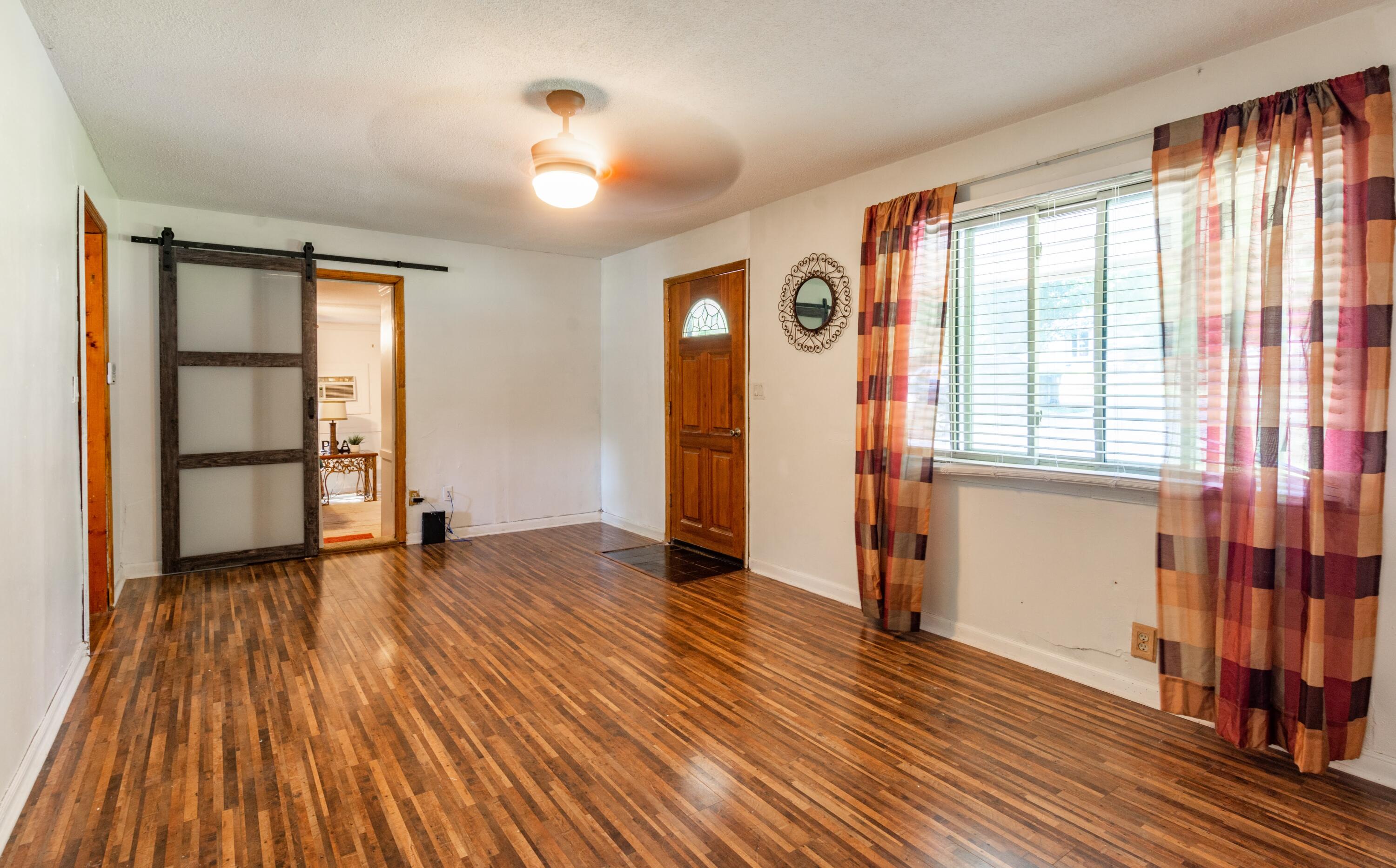 6110 Vance Road Chattanooga, TN 37421 - Photo 4 of 32 6110 Vance Rd-7