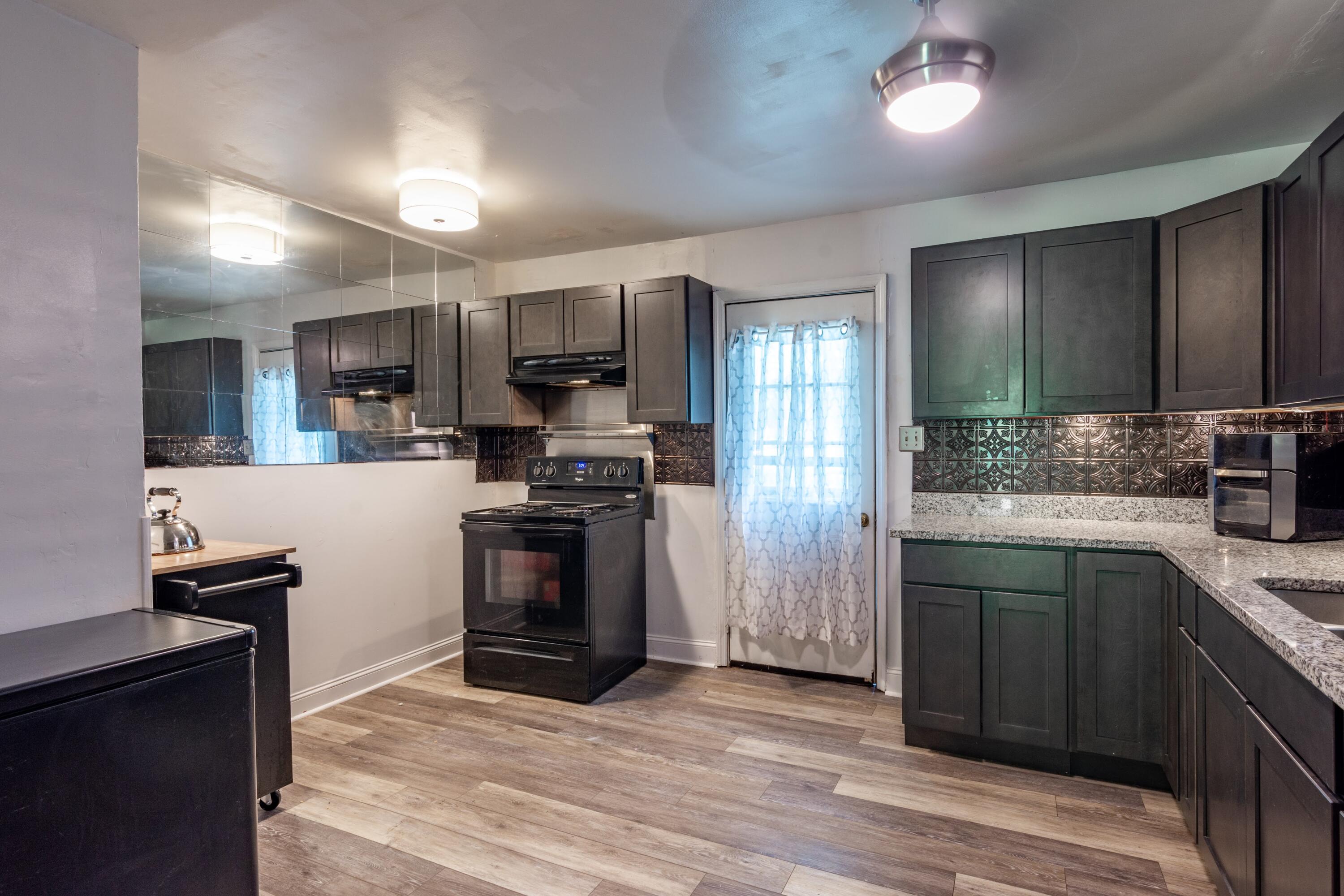 6110 Vance Road Chattanooga, TN 37421 - Photo 6 of 32 6110 Vance Rd-16