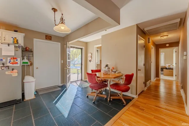 $235,000 | 860 Cambridge Drive, Wabash, IN 46992