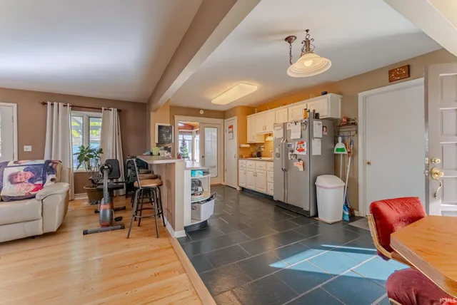 $235,000 | 860 Cambridge Drive, Wabash, IN 46992