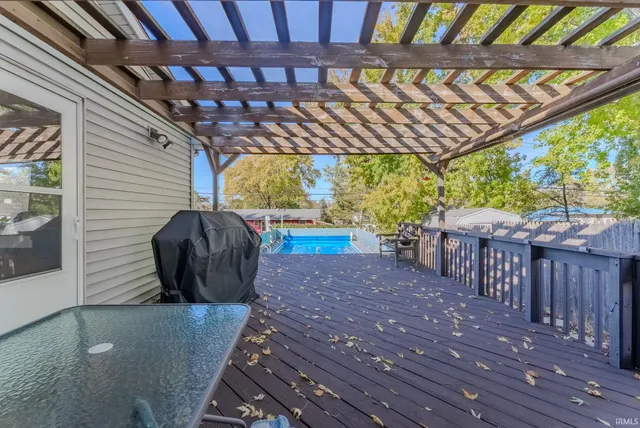 $235,000 | 860 Cambridge Drive, Wabash, IN 46992