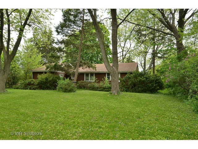 401 Warren Road Glenview, IL 60025 - Photo 7 of 10 a view of a house with a yard