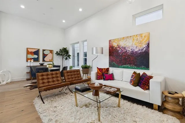 $3,400 | 4208 Live Oak Street, Unit 103, Dallas, TX 75204