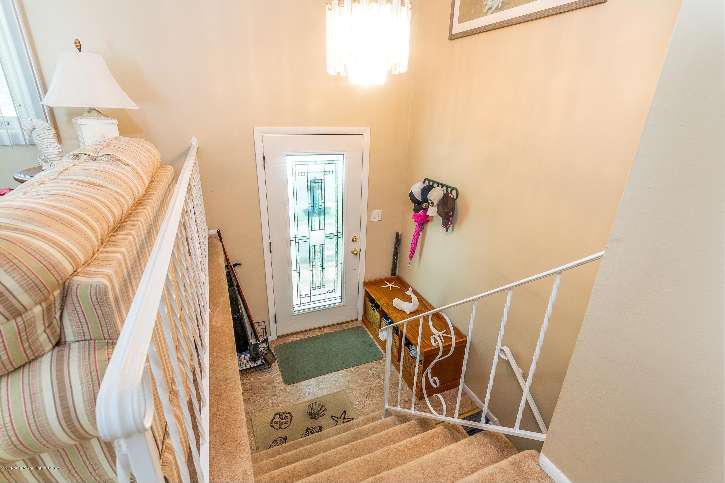 103 Darien Road Howell, NJ 07731 - Photo 3 of 30 Foyer
