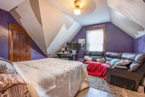 $239,900 | 712 East Main Street, Reedsburg, WI 53959