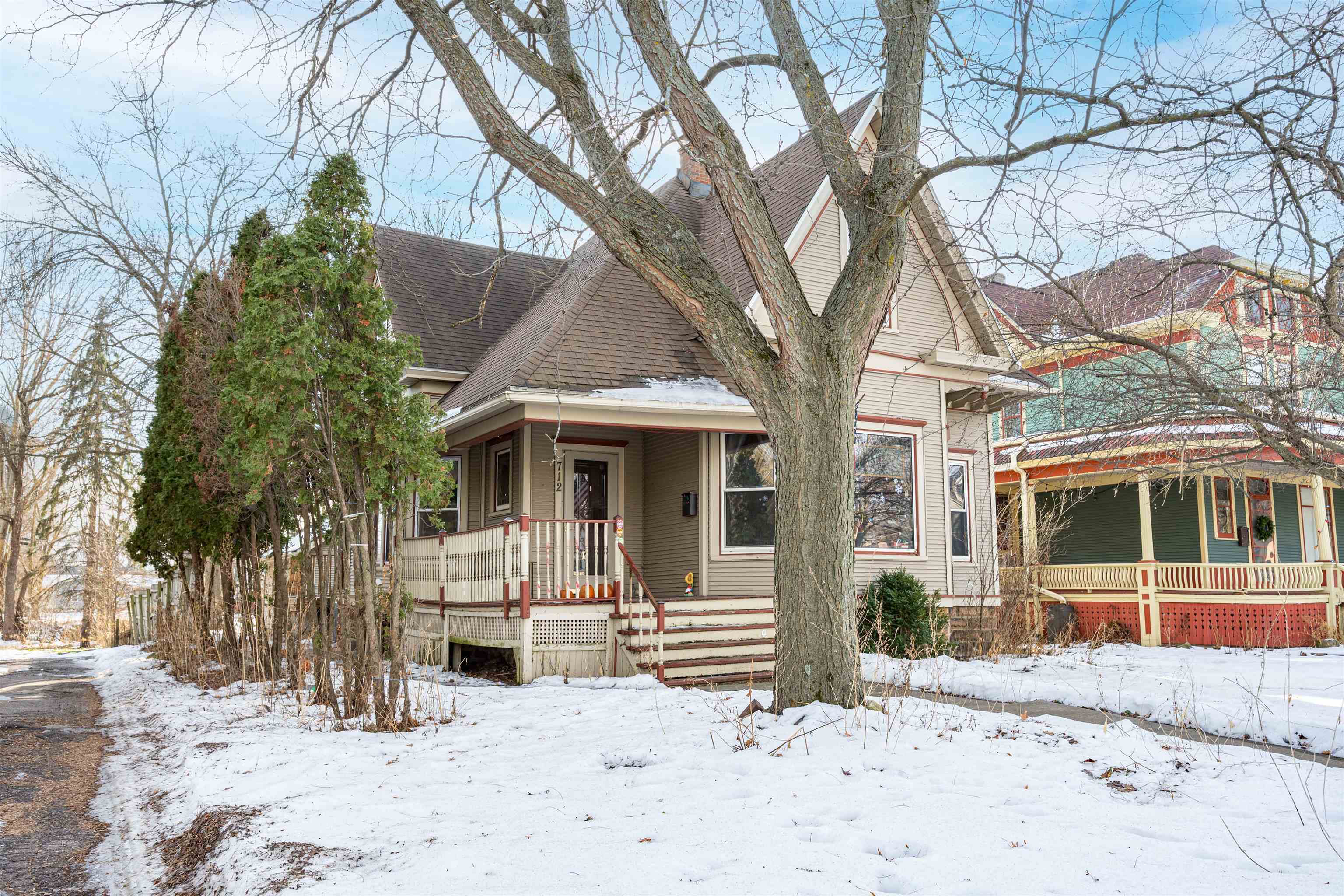 712 East Main Street Reedsburg, WI 53959 - Photo 31 of 36