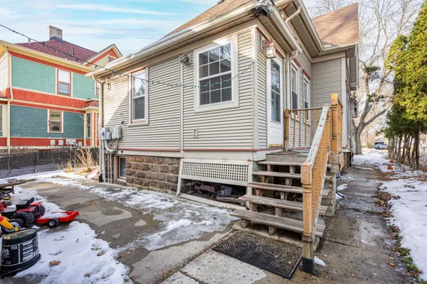 $239,900 | 712 East Main Street, Reedsburg, WI 53959