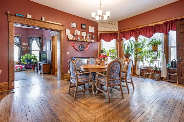 $239,900 | 712 East Main Street, Reedsburg, WI 53959