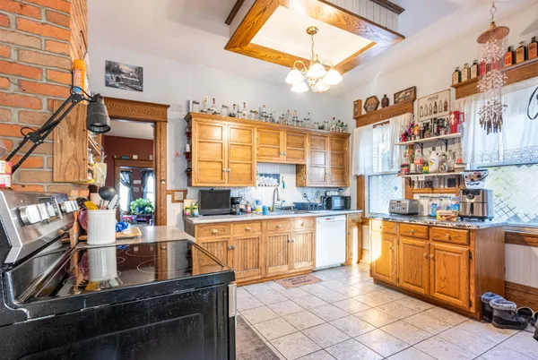 $239,900 | 712 East Main Street, Reedsburg, WI 53959