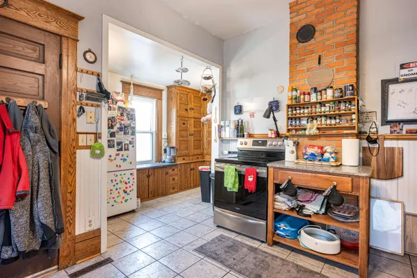 $239,900 | 712 East Main Street, Reedsburg, WI 53959