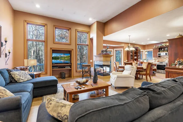 $599,900 | 9248 Lake Gerald Drive, Sparta, MI 49345