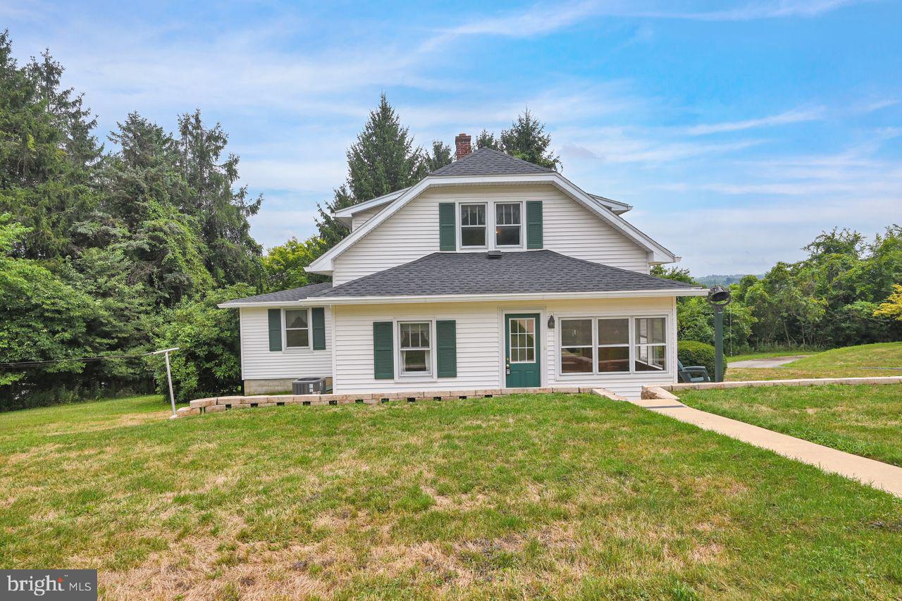 2199 Springwood Road York, PA 17403 - Photo 1 of 41 Gallery Image 1