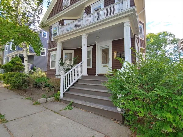 $3,400 | 76 Wenham Street, Unit 2, Boston, MA 02130