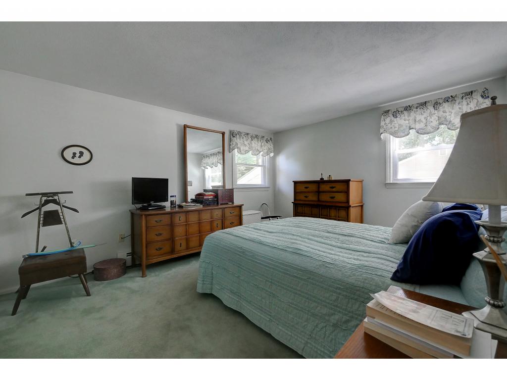 12 Clydesdale Road Salem, NH 03079 - Photo 19 of 31 Gallery Image 19