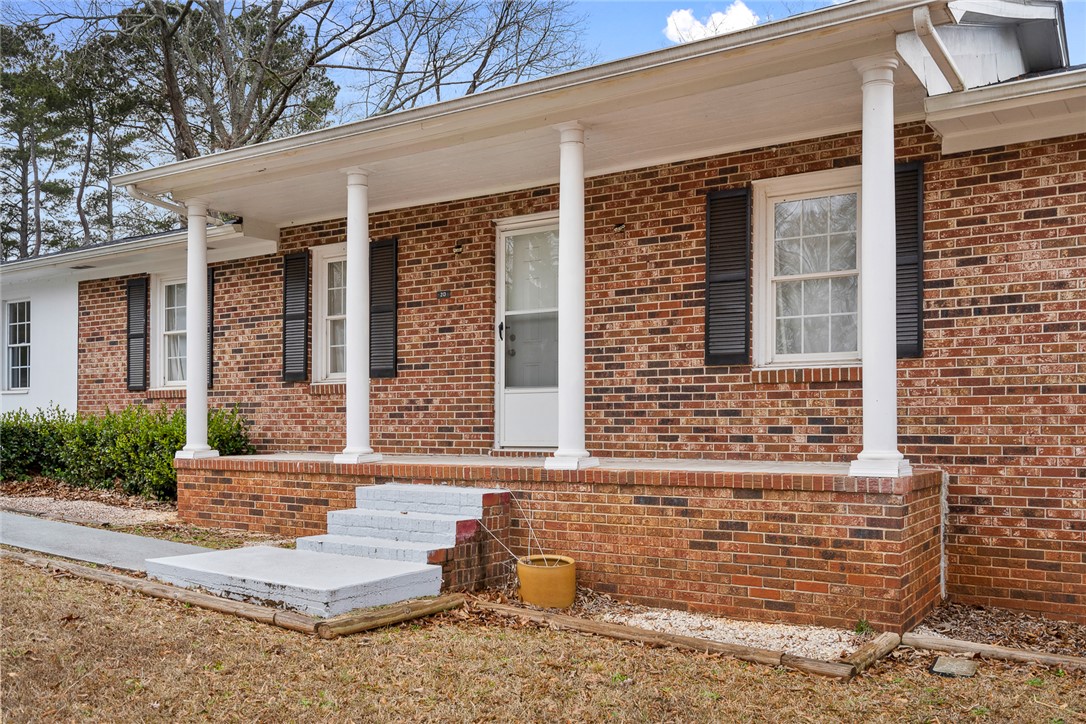 213 Ligon Drive Anderson, SC 29621 - Photo 3 of 24