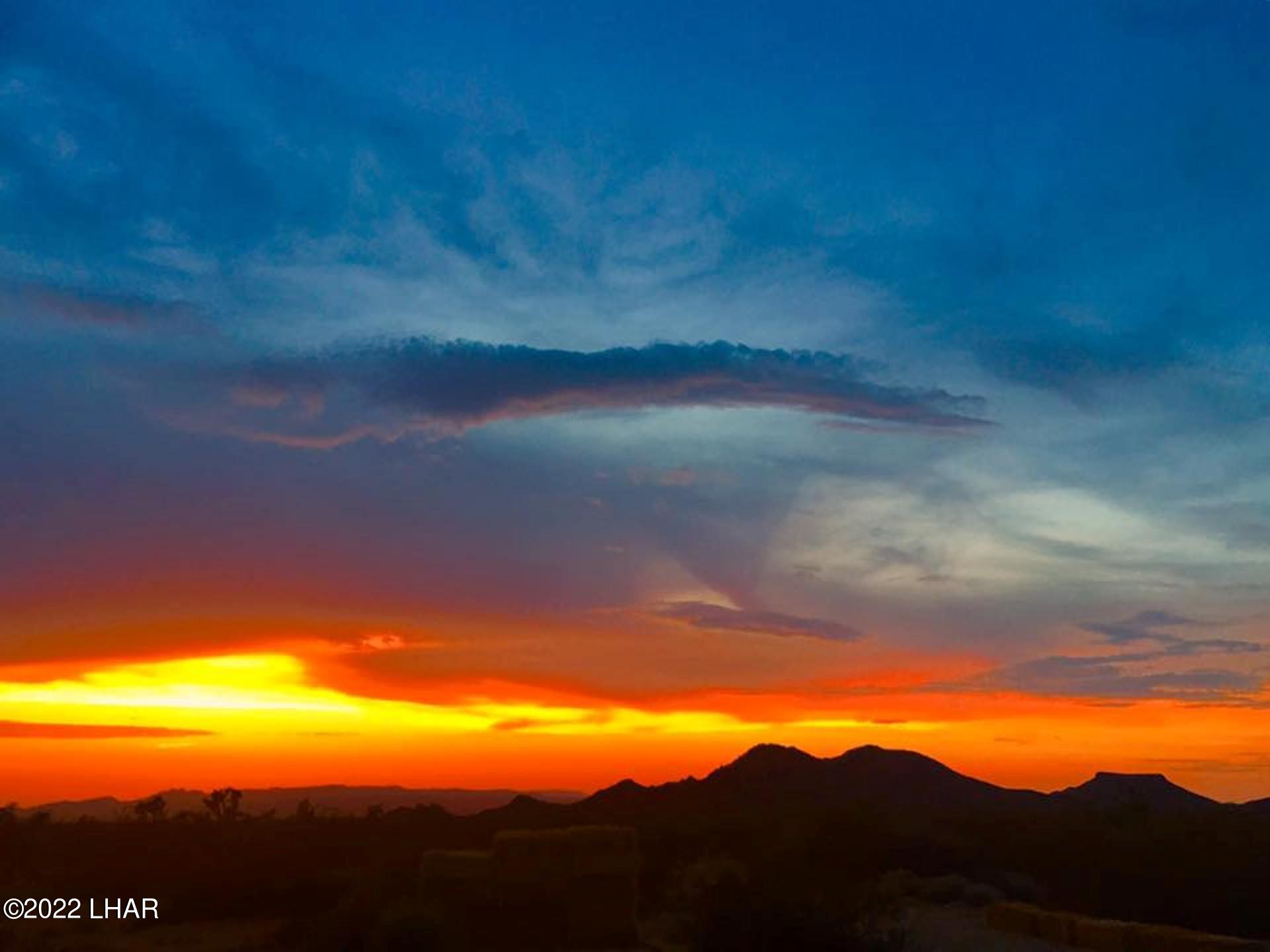 101 South Gunsmoke Road Yucca, AZ 86438 - Photo 18 of 67 Sunset at the Ranch