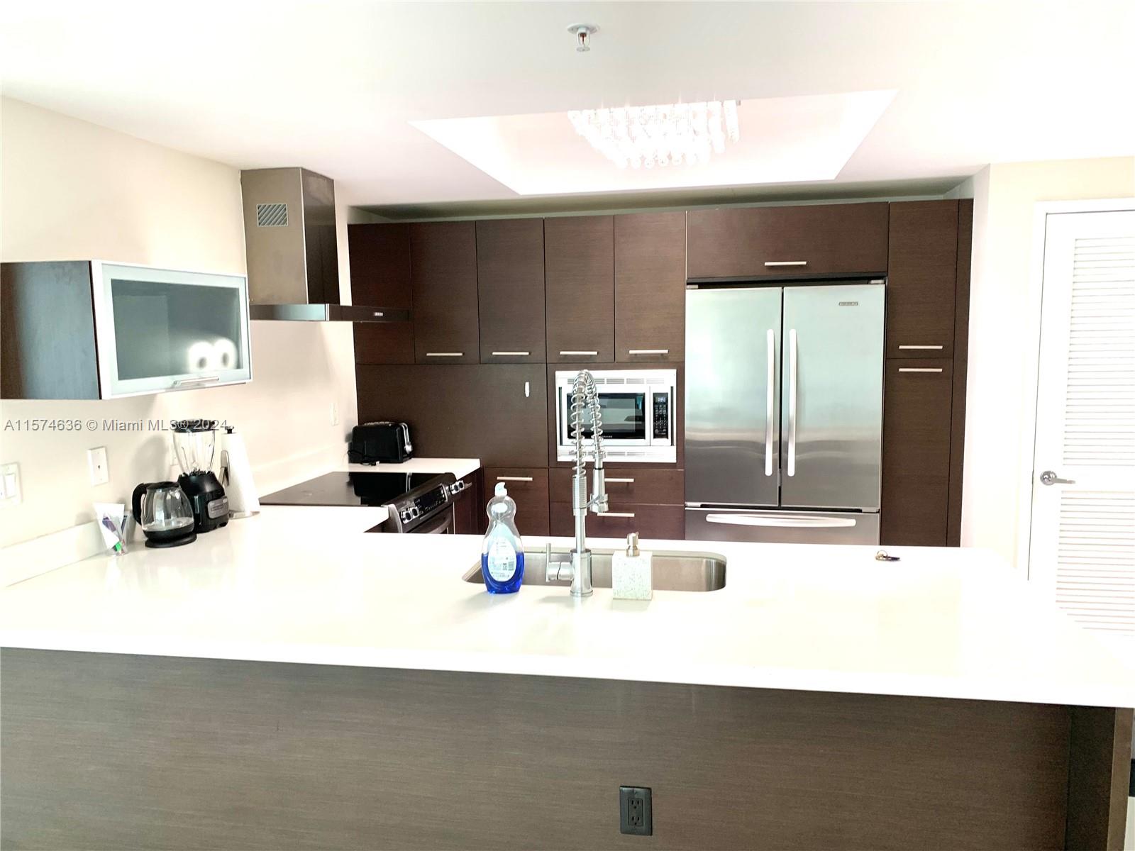 250 Sunny Isles Boulevard, Unit 3803 Sunny Isles Beach, FL 33160 - Photo 15 of 28