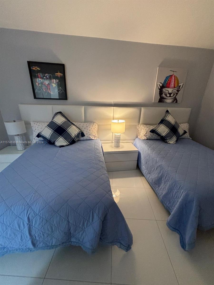 250 Sunny Isles Boulevard, Unit 3803 Sunny Isles Beach, FL 33160 - Photo 26 of 28