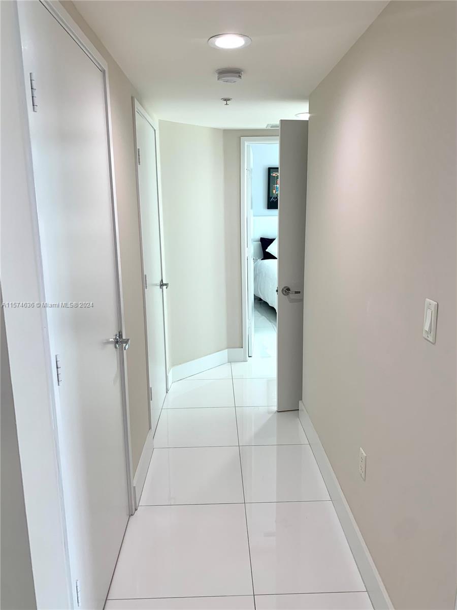 250 Sunny Isles Boulevard, Unit 3803 Sunny Isles Beach, FL 33160 - Photo 8 of 28