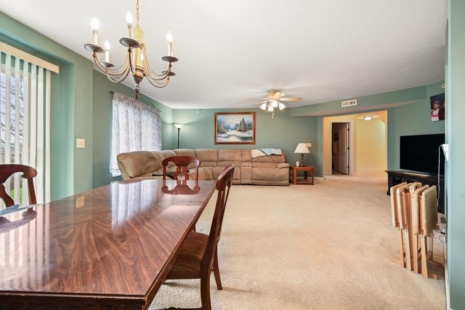 301 Riverscape Court Lawrenceburg, IN 47025 - Photo 12 of 33