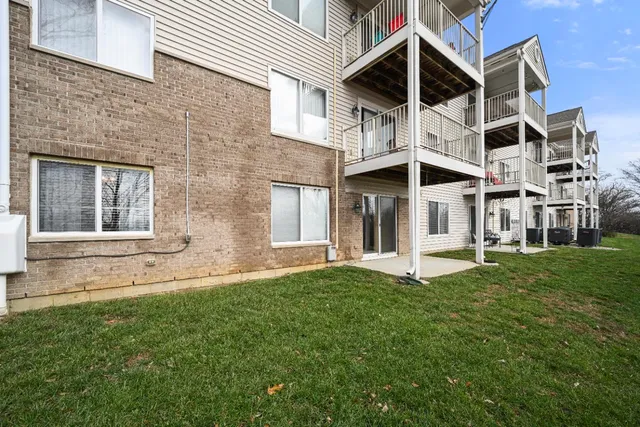 $244,900 | 301 Riverscape Court, Lawrenceburg, IN 47025