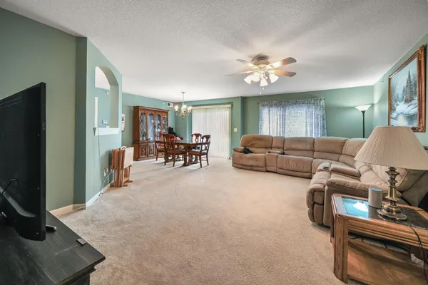 $219,900 | 301 Riverscape Court, Lawrenceburg, IN 47025