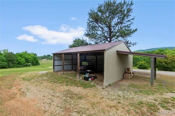 $489,999 | 86 Private Road, Piedmont, MO 63957