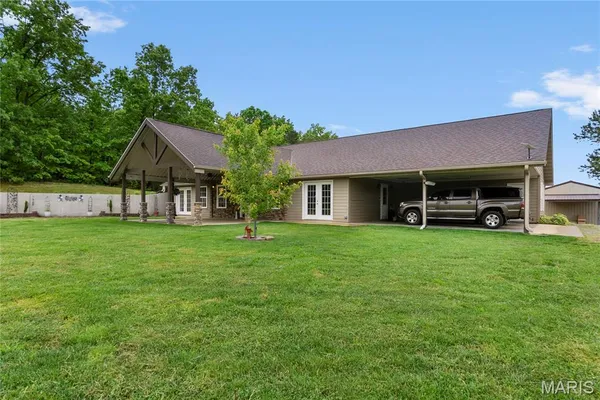 $489,999 | 86 Private Road, Piedmont, MO 63957