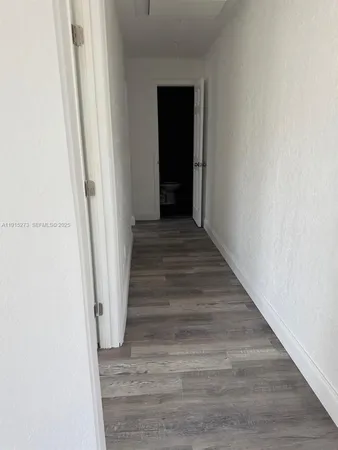 $1,250 | 46 South Oleander Avenue, Daytona Beach, FL 32118