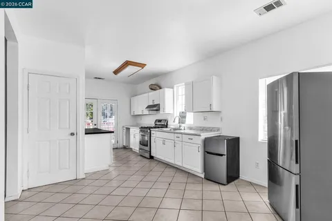 $419,000 | 528 South 29th Street, Richmond, CA 94804